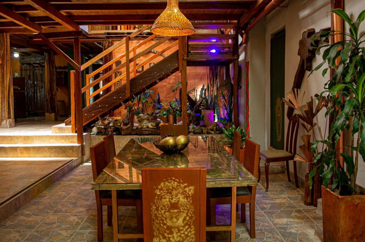 Refugio Del Jaguar Hotel เมเดยิน ภายนอก รูปภาพ